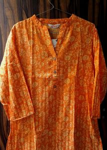 Rustic Orange Floral Kurti – By Glameo