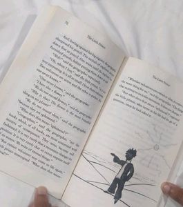The Little Prince: Antoine de Saint-Exupery (Classic Fiction)