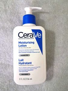 CeraVe Moisturizing Lotion For Dry Skin