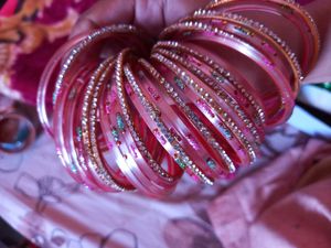 LIGHT PINK BANGLES 💗