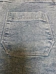 Trendy Dungaree For 10 To 14 Years Girls