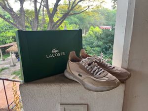 Lacoste Sneakers