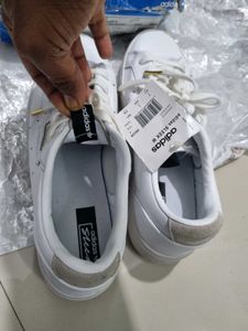 Adidas Sleek In White Leather Unuesd Shoes
