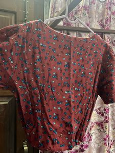 Floral Tie-Front Crop Top