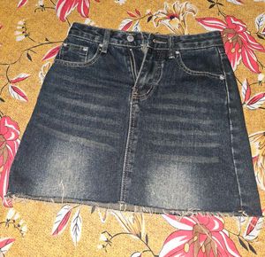 Y2k Denim Mini Skirt💙