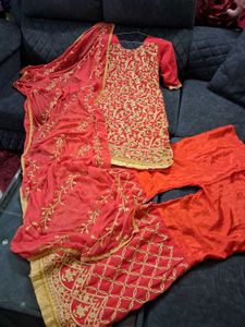 Red Embroidered Kurta Set 36 size