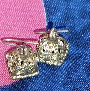 EARING FOR WOMEN