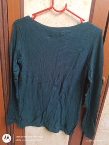 Green Sweatshirt