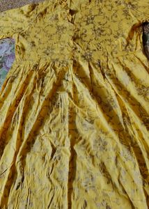 Beautiful Mustard Yellow Gown🌻