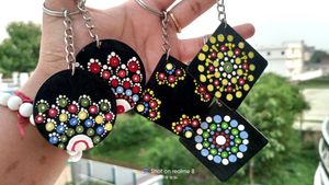 MDF Key Chain By Acrylic Paint 🎨🫟