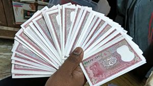 2 Rupess Note Unc