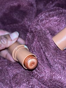 Zudio Cheeky Shine Highlighter