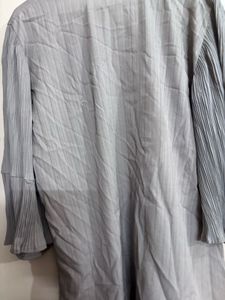 Gray Pleated Sleeve Tunic