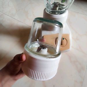 MIXER JAR SET BOUGHT FROM QATAR