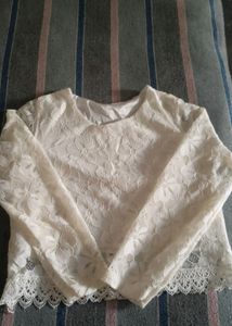 Net Vali T-Shirt. Easy To Wear.