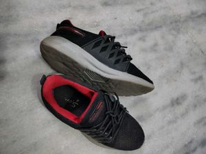 Black Sports Shoes