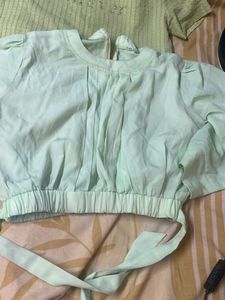 Beautiful Top Nd Tshrit In Combo