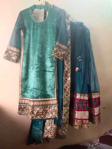 Pakistani Lahenga Set