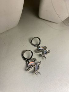 Melting moon earring