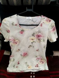 Floral Print Short Sleeve Top