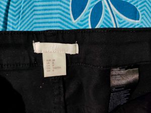 Black short pant