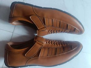 Non Used BATA Sandal
