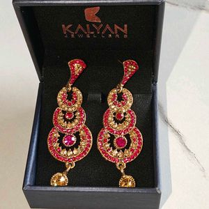 Elegant Golden Magenta Earrings