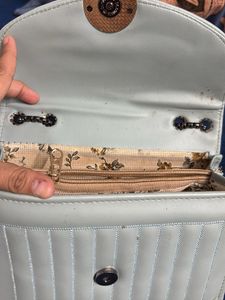 Out Going Hand Bag For Girls And Woman 🥰