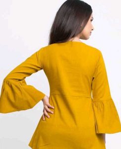 💛 Sunny Yellow Button Up Top