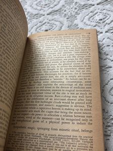 Philosophy In A New Key - Susanne K. Langer