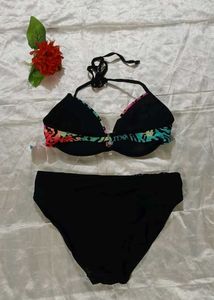 Styles Bikini Set 🖤🌈