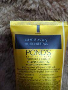 Ponds Light Sunscreen SPF55++ niacinamide
