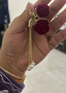 Rose Clutcher