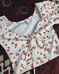 Aahwan Crop Top