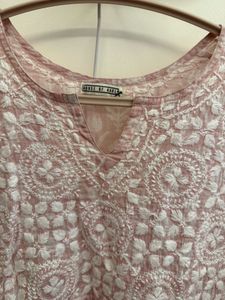 Chikankari Kurti🌷