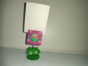 Cute stand  For Photos