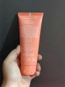 Foxtale Super Glow Facewash