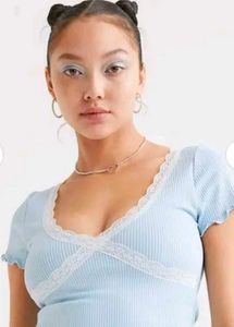 Blue Lace Trim Ribbed Top – Trendy & Comfortable