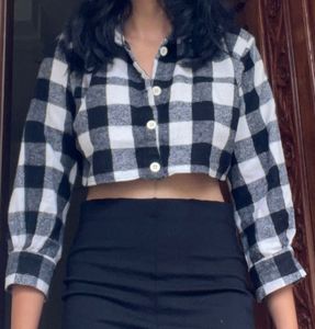 Imported Cropped Black &amp; White Plaid Flannel