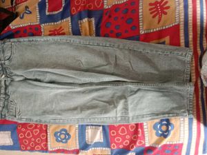Light Wash Jeans