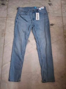 Light Wash Denim Jeans