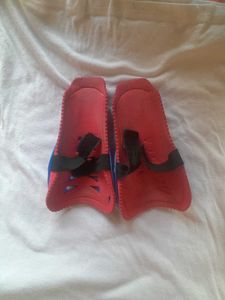 Wintex Motto Stylish Shin Guards