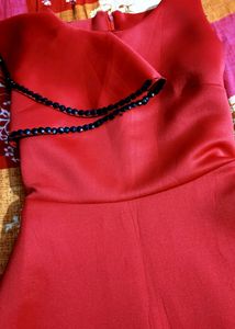 beautiful short red dress