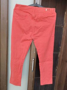 Coral Cropped Pants