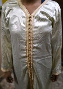Abaya White
