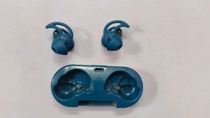 Bose Sport Earbuds Not in Working Condition