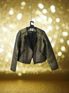 Royal Gold Patterned Jacket -Vero Moda