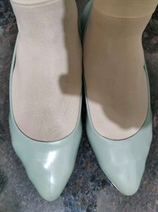 Beautiful Mink Green Bellies- Waterproof 39 Size
