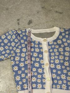 Daisy Print Cardigan / top