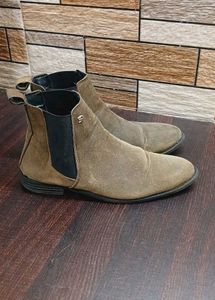 Brown Chesela Boots